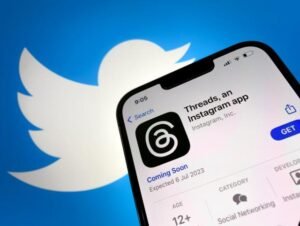 Threads: Twitter threatens legal action over Meta's new app